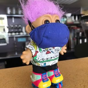 Meet your Posher, Aden